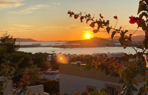 Charming Ibiza Villa with 4 Bedrooms, 1265 - Foto 47
