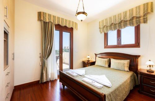 Newly Renovated Villa 4 Seasons with BBQ, private pool, ping pong and football table - Foto 51