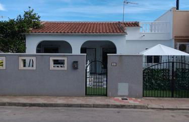 Villa in La Marina with cozy garden and private solarium - Foto 41