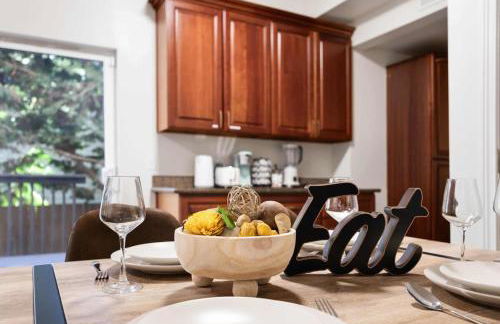 Renton Luxury & Spacious Daylight Basement The Landing - Foto 15