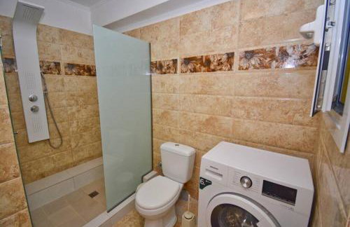 Potamos Superior Grey Apartment - Photo 16