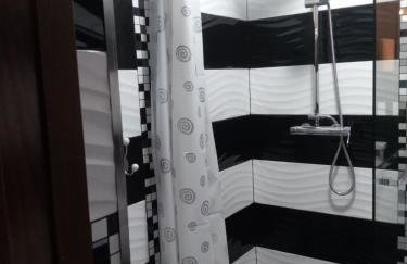 Bacówki nad jeziorem Goszcza - Foto 10