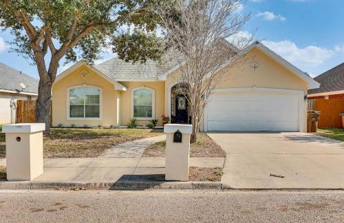 Fenced Yard Home Near Hospitals in Edinburg! - Photo 3