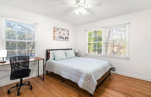 4-Bed 2-Bath Pet Friendly Home in Stonecrest - Foto 17