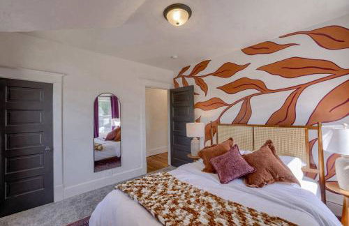 New 5BD Near UNL & DT | Poker Table & Games - Foto 49