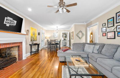 The Gameroom on Madison - Large Home Accommodates 12 Guests (102 Madison Ter) - Foto 48