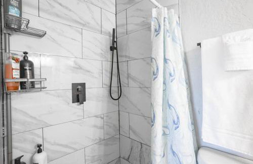 1BR Apt 7 mins Integris Monthly 15 Off #20A - Foto 16