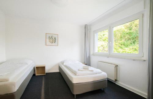 Tolstov Apartments - 3 Room Apartments with Garden - 20 Min Messe DUS & Airport DUS - Foto 14