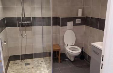 Appartement en RDC climatisé avec terrasse ombragée et privative - Foto 11