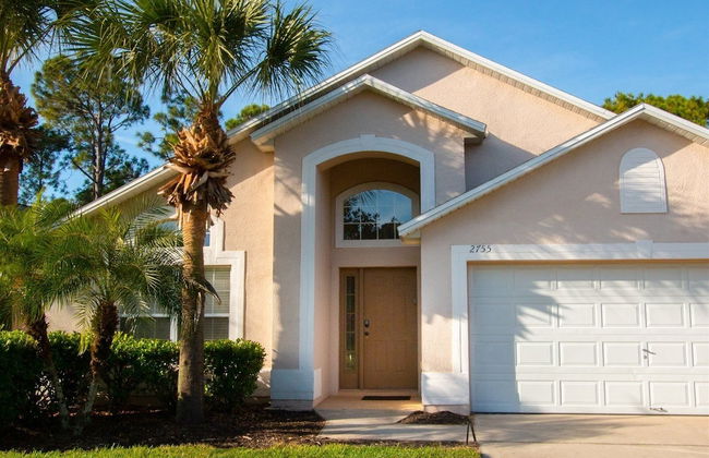 4 Bed and 3 Bath in Perfect Location With Pool by Florida Dream Home - Foto 32