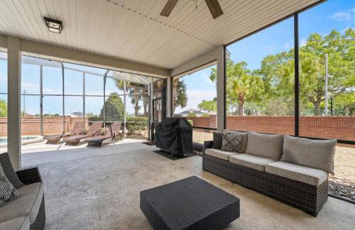 Make memories in this 6 bedroom with private pool - Foto 9