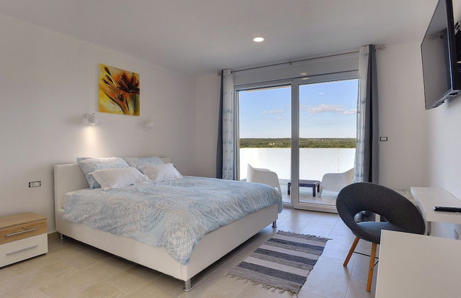 Villa in Peroj With Pool Near Barbariga Beach - Foto 4