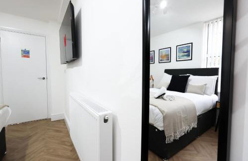 New Lodge Studios with Full Kitchen and Parking - Foto 49