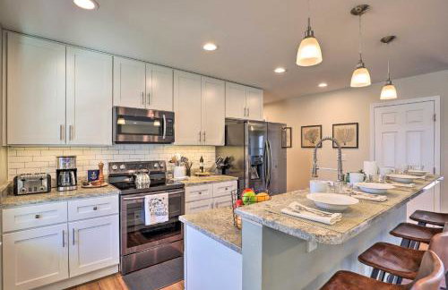 Smoky Mountains Leicester Home with Deck! - Foto 22