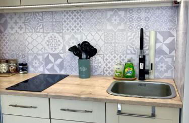 Cannes Centre Apartment 2-Room by Palais des Festivals & Beach - Foto 9