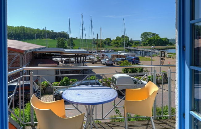 Am Yachthafen - Foto 15