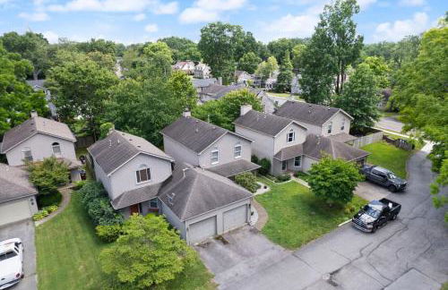 5 Minutes from Hospitals and UK! - Photo 33