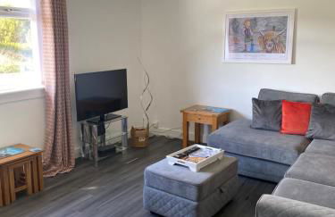 Almondbank Cottage - 2 Bedrooms, 8 miles from Portree Earlier check-in at 2pm - later departure time of 11am - Foto 19