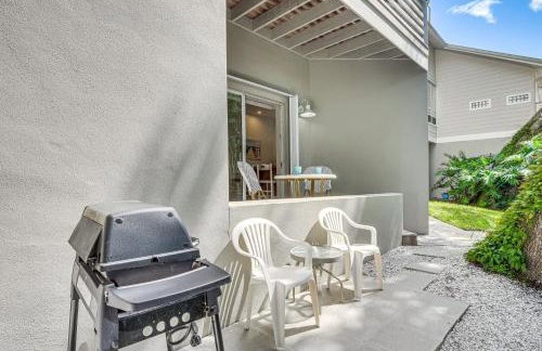 Walk to the Beach! New Smyrna Hideaway with Patio - Foto 19