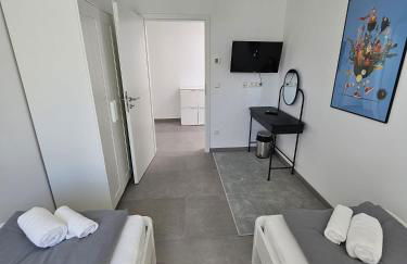 UZ Villa 11 - Laatzen 10 Minutes to Hannover Messe 140qm Modern Living Self-Check-In Wifi Parking - Foto 15