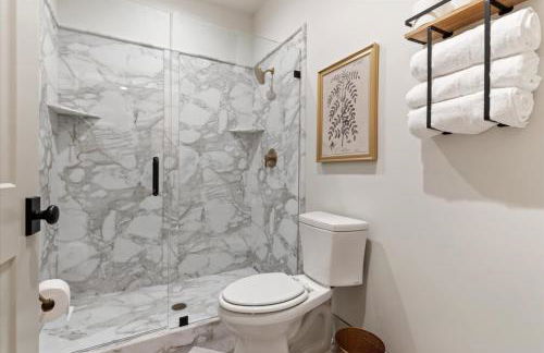 The Owl Room - Contemporary Loft in the Heart of Midway Near Park City Ski Resorts - Photo 6