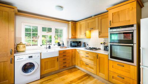 Croft House Sleeps 14 ꕤ Country Views nr Salisbury - Foto 5