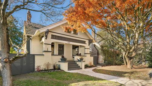 Refined Seattle Craftsman - Perfect Family Retreat near Parks, Zoo & UW - Foto 3