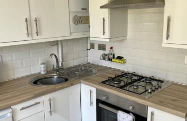 Family friendly 3 bedroom bungalow - Photo 3