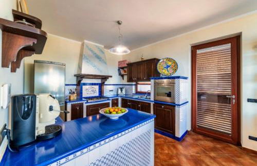 Panoramic Villa Overlooking The Aeolian Islands - Foto 11