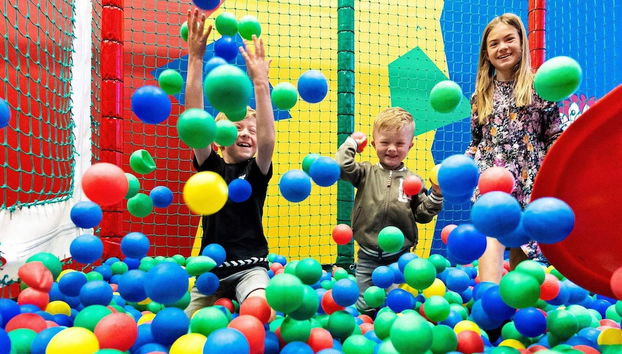 14 Person Holiday Home on a Holiday Park in Blavand - Foto 5, Habitación