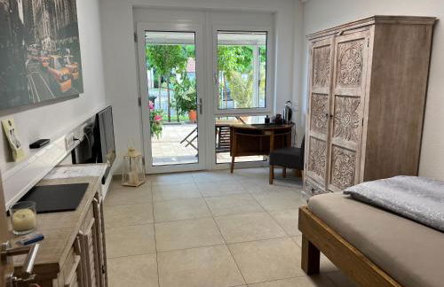 1 Zimmer mit Bad ohne Küche, 1 Person, 15 qm, direkt an der Aach - Foto 2