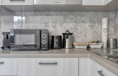 FREE Parking Large Apartment x11 with 4 bathrooms - Photo 41