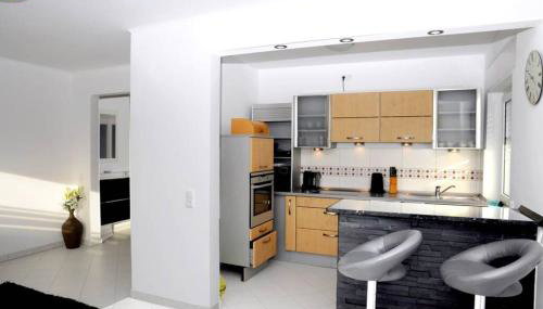 Traumhafte Kurstadt Apt Moderne 2ZKB Balkon P-Platz 7-24 Flexible Check-in - Foto 5