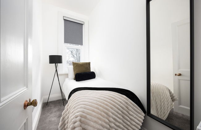 Beautiful 3 Bed House - Habita Property - Photo 14