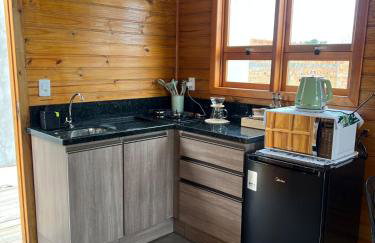 Chalé Tiny house com banheira e lareira - Foto 12