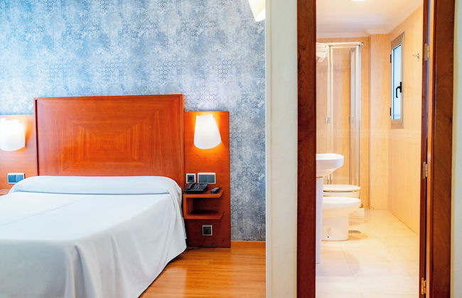 Apartamentos Torreluz - Foto 2