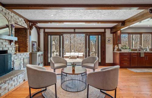 Unique Estate 5 Bedrooms Fire Pit Sleeps 10 - Foto 28