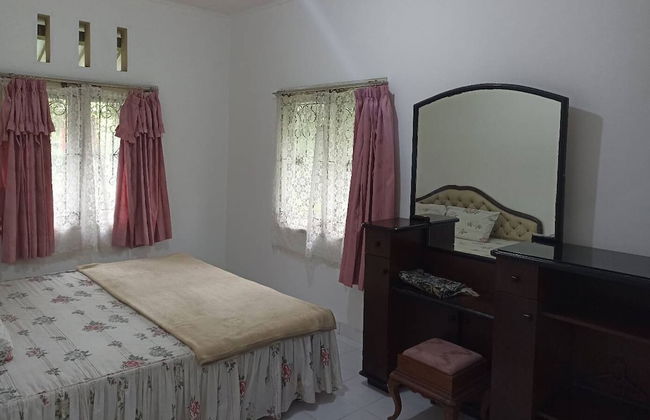 Tempat Nginap 3BR Ciater Highland Resort - Foto 2