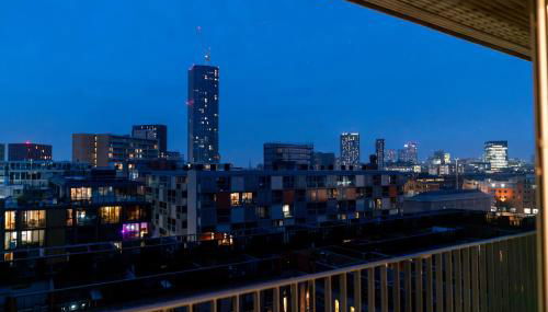 Stylish 2Bed Apartment Balcony & City View Manchester City Centre - Foto 4