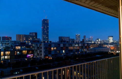 Stylish 2Bed Apartment Balcony & City View Manchester City Centre - Foto 4