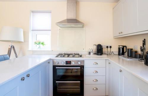 Crooked Cottage in picturesque Upper Oddington - Pass the Keys - Photo 13