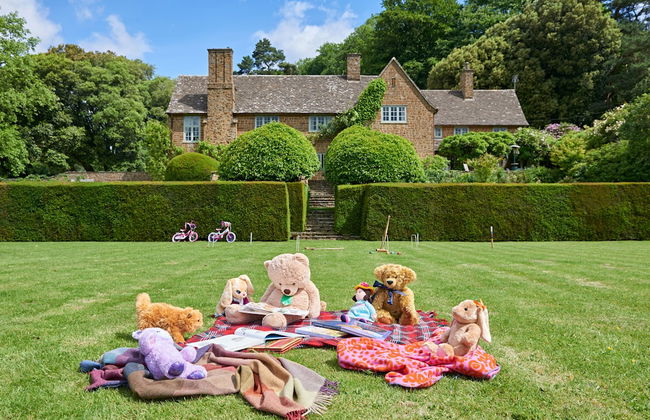 Drakestone House Manor With Breathtaking Cotswolds Views - Photo 31