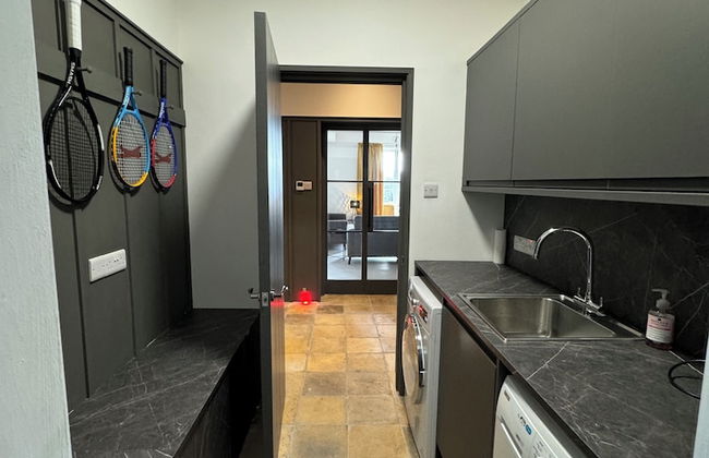 Captivating 5-bed Apartment Near Sion Mills - Foto 7