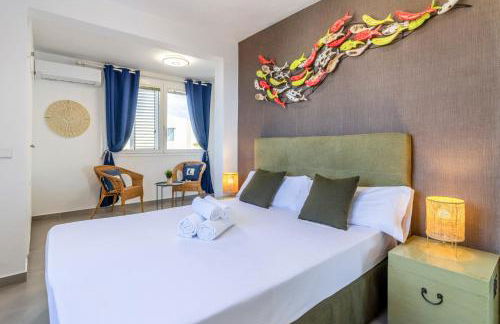 La Casa de Playa - piscina y jacuzzi a 50m del mar - Foto 33