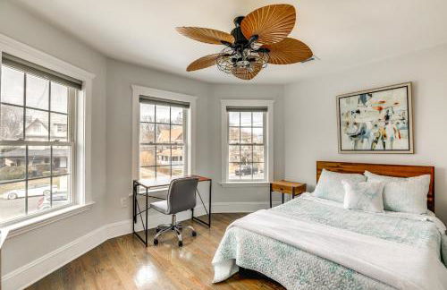 Long Branch Getaway - Walk to Beaches and Dining! - Foto 12