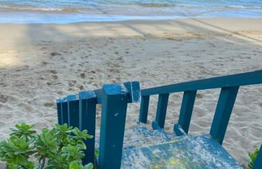 Aloha Beach Retreat, Ocean Front With AC - Foto 7