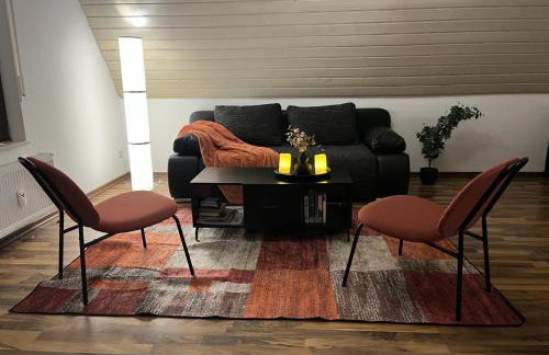 Modernes Apartment mit Balkon, Parkplatz, Waschmaschine für 4-5 Gäste - Foto 3