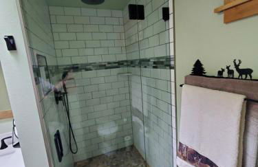 Tony's Riverside Oasis - Foto 9