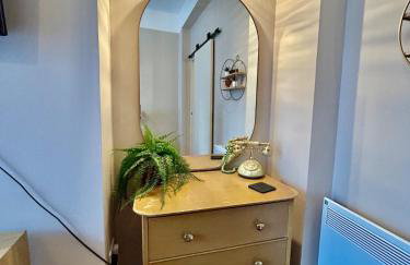 1Bd Apt City Centre Contractor Friendly - Foto 21