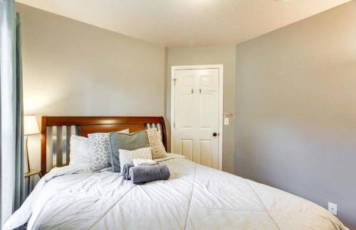 Pet-Friendly Home with Yard, 2 Mi to Autzen Stadium - Foto 14